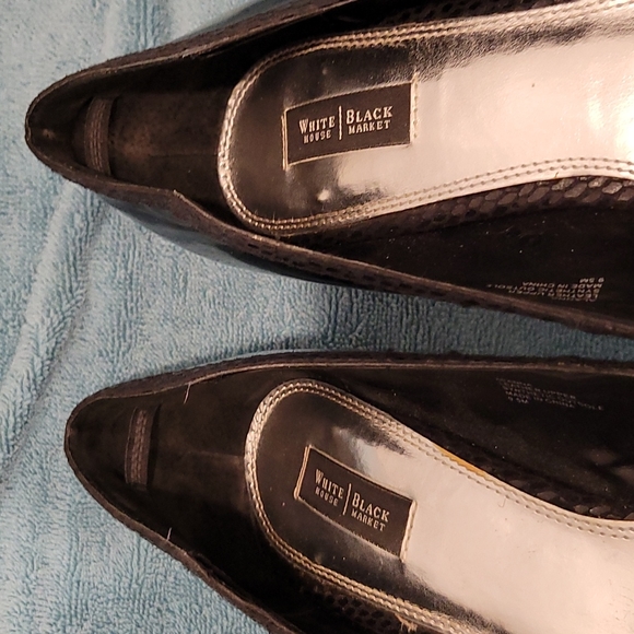Whbm patent shiny pumps - Picture 7 of 7